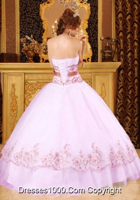 Popular White Strapless Organza Embroidery Dress For Quinceanera