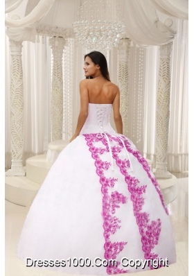 Beautiful Pink Embroidery White Quinceanera Dress For 2014 Spring