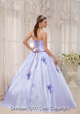 Lavender Strapless Sweet Sixteen Quinceanera Dresses with Appliques