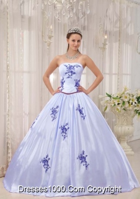 Lavender Strapless Sweet Sixteen Quinceanera Dresses with Appliques