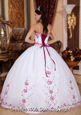 Strapless Organza Burgundy Embroidery Quinceanera Dress in White