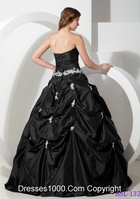 2014 Beautiful Ball Gown Sweetheart Appliques Quinceanera Gowns