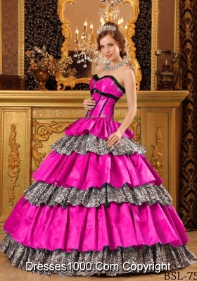 Popular Ball Gown Sweetheart Quinceanera Dress with Taffeta Ruffles