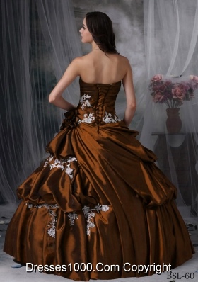 2014 Puffy Ball Gown Strapless Quinceanera Dress with Appliques