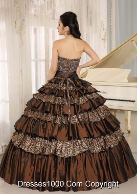 2014 Brown Leopard Ruffled Layers Appliques With Beading Quinceanera Dresses