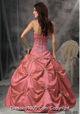 Cheap Strapless Quinceanera Gown Dresses with Appliques and Pick-ups