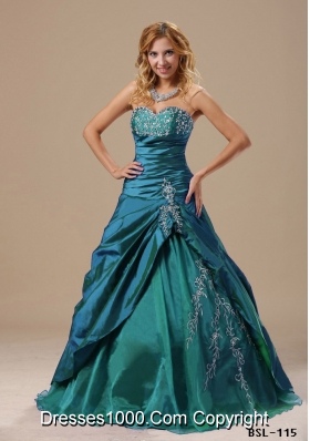 2014 Sweetheart Appliques Decorate Bust and Ruched Bodice For Prom Dress