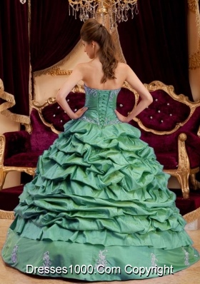 Turquoise Sweetheart Quinceanera Dresses with Appliques and Pick-ups