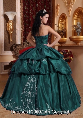 Sweetheart Turquoise Quinceaneras Dresses with Embroidery and Pick-ups