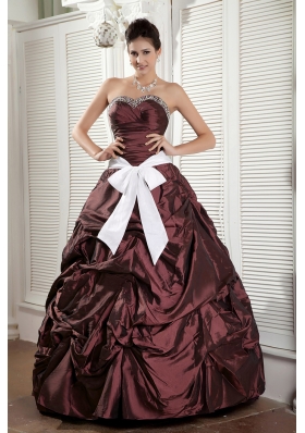 Burgundy Ball Gown Sweetheart Quinceanea Dress with White Sash and Pick-ups