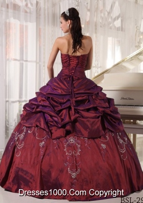 Burgundy Quinceanera Dresses with Taffeta Embroidery and Pick-ups