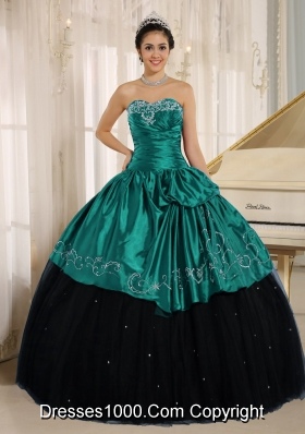 Custom Made Turquoise and Black Quincenera Dresses with Beading and Embroidery