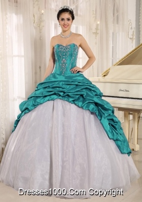 Luxurious Teal Quinceanera Dress With Embroidery Sweetheart Pick-ups for 2014