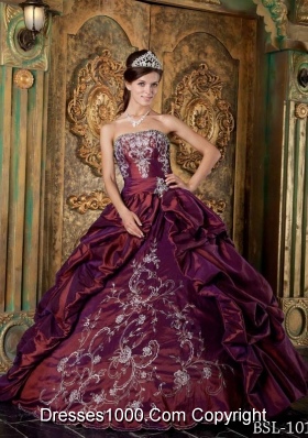 Burgundy Taffeta Strapless Quinceanera Gown Dress with Embroidery