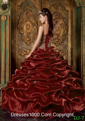 Spaghetti Straps Burgundy Quinceanera Gowns with Appliques and Pick-ups