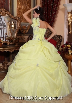 Light Yellow One Shoulder Organza Quinceanera Dresses with Appliques and Pick-ups