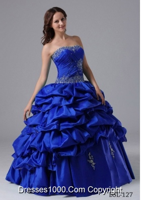 2014 Puffy Strapless Pick-ups Quinceanera Dresses With Beading and Ruching