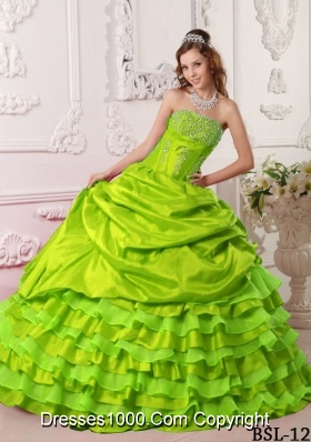 Ball Gown Strapless Beading Quinceanera Dresses with Ruffled Layers