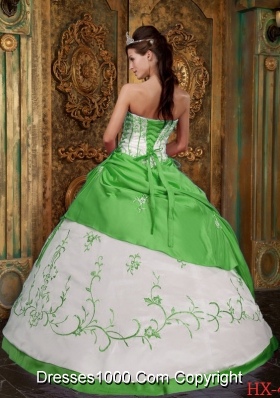 Ball Gown Strapless Long Embroidery Spring Green Sweet 16 Dresses