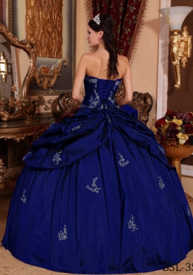 Elegant Puffy Sweetheart with Appliques Quinceanera Dress for 2014