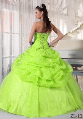 Elegant Yellow Green Strapless Appliques Puffy Quinceanera Dresses