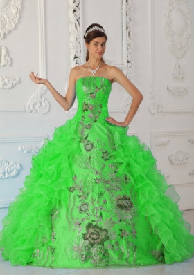 Exquisite Puffy Strapless Embroidery Green Quinceanera Dresses