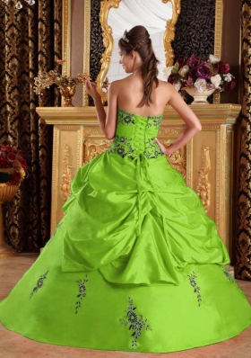 Puffy Strapless Embroidery Quinceanera Dresses in Spring Green