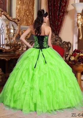 Simple Sweetheart Embroidery with Beading Ruffles Quinceanera Dresses with Ruffles