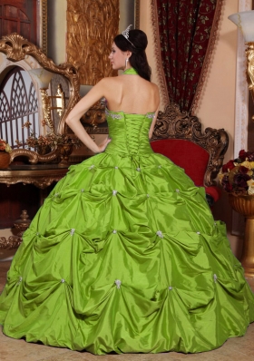 2014 Elegant Halter Top Appliques Long Quinceanera Dresses