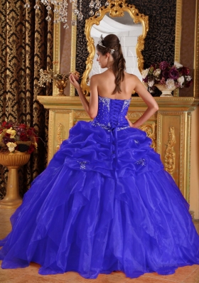 2014 Exquisite Sweetheart Appliques Quinceanera Dresses with Beading