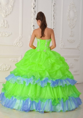 2014 Pretty Strapless Quinceanera Dresses with Beading and Ruffles