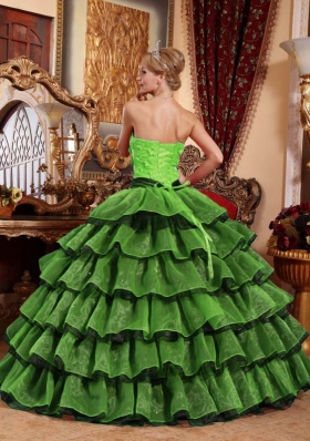 2014 Puffy Strapless Appliques Quinceanera Gown with Ruffled Layers