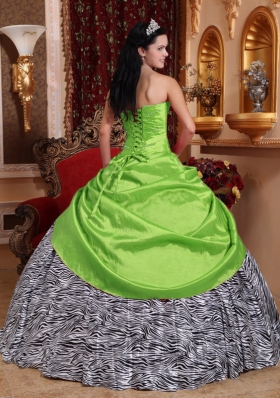 2014 Unique Sweetheart Beading Zebra Quinceanera Dresses