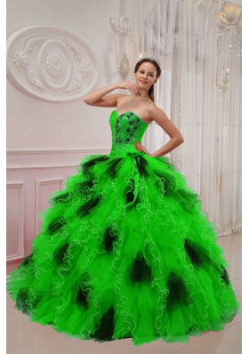 Ball Gown Sweetheart Beading and Ruching Quinceanera Gowns