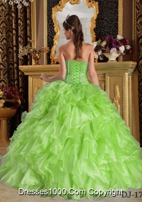 Lime Green Sweetheart Organza Quinceanera Gowns with Beading and Ruffles