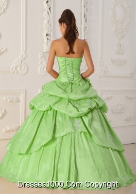 Princess Strapless Quinceanera Gowns with Beading and Pick-ups