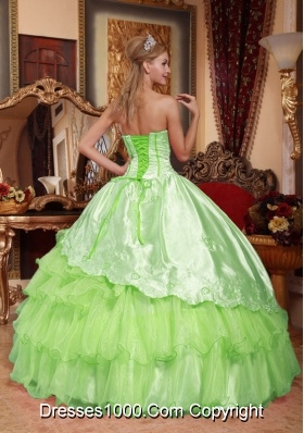 Sweetheart Oragnza Quinceanera Gowns with Embroidery and Layers