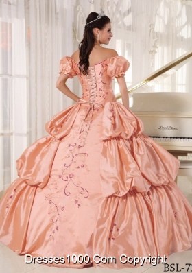 Off The Shoulder Quinceanera Dresses Gowns with Embroidery and Pick-ups