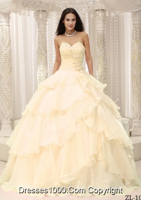 Sweetheart Ruched Bodice Champagne Quinceanera Gowns With Hand Made Flowers