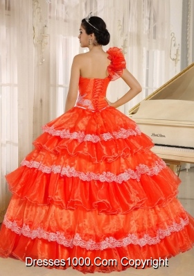 Flowers Decorate One Shoulder Quinceanera Gowns with Appliques and Ruffled Layers