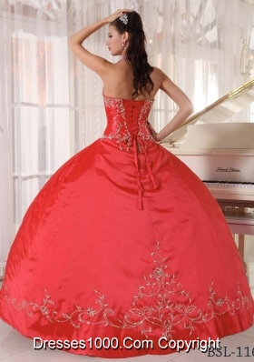 Exquisite Red Puffy Halter Appliques for 2014 Quinceanera Dress with Beading