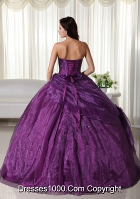 Purple Puffy Strapless 2014 Beading Quinceanera Dresses with Hand Made Flowers