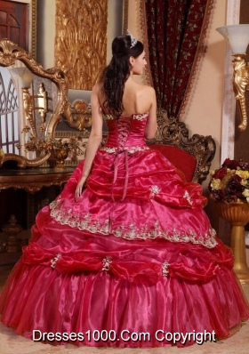 2014 Perfect Red Puffy Strapless Beading and Appliques Quinceanera Dress with Pick-ups