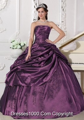 2014 Popular Purple Puffy Strapless Beading Quinceanera Dresses with Pick-ups