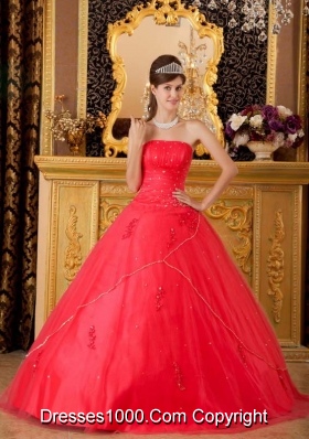 2014 Princess Strapless Beading and Appliques Quinceanera Dresses in Red