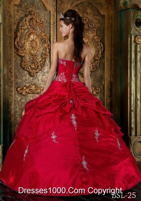 The Super Hot Red Puffy Sweetheart 2014 Appliques Quinceanera Dresses