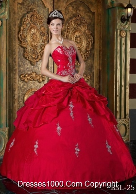 The Super Hot Red Puffy Sweetheart 2014 Appliques Quinceanera Dresses