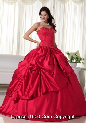 Classical Red Puffy Sweetheart Embroidery Quinceanera Dresses
