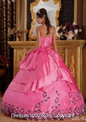 Sweetheart Taffeta Appliques Pink Quinceanera Dress with Appliques