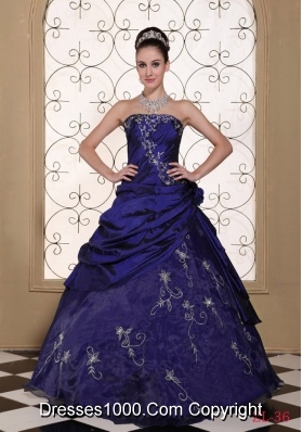 Customize Exclusive Strapless Quinceanera Dress With Embroidery For 2014